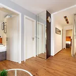Royal Villa Nin