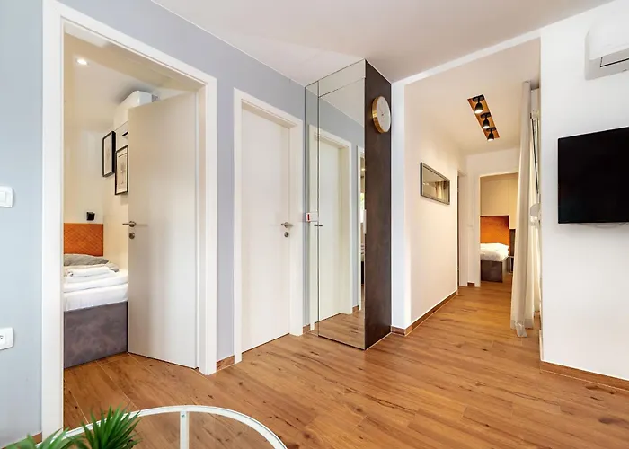 Royal Вилла Нин